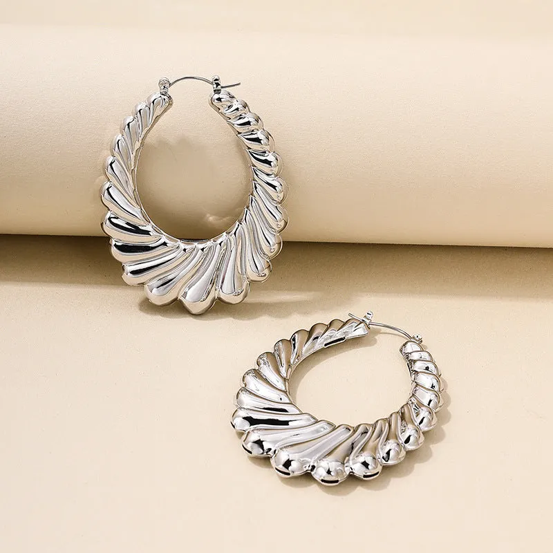 Exaggerated Geometric Metal Earrings Set by Planderful - Vienna Verve Collection