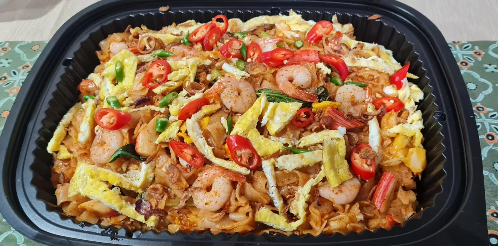 Fried Kway Teow ( Spicy )  ||  Good for 9 - 11 pax