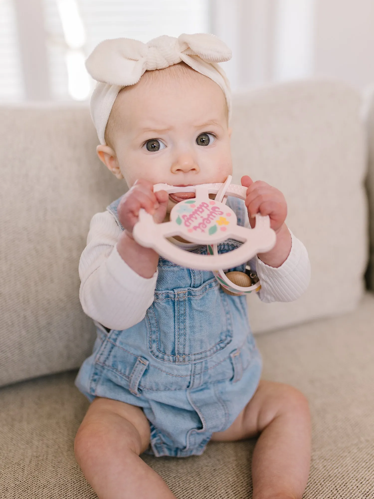 Silicone Teether Ring & Detachable Clip - Sweet Daisy